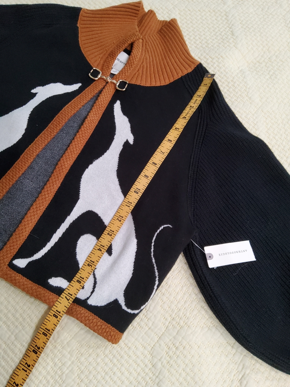Black & Brown Dog-Intarsia Knit Cardigan Sweater - Picture 11 of 13